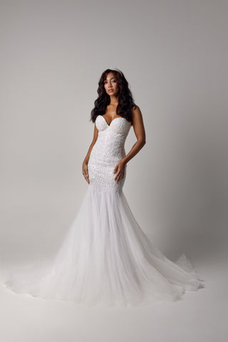 Mermaid Wedding Dress – Elegant Beaded Bridal Gown