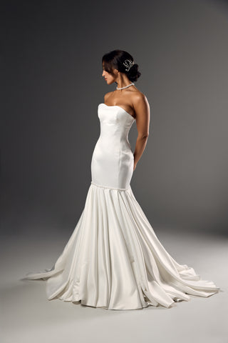 Mermaid Wedding Dress – Satin & Crystal Bridal Gown