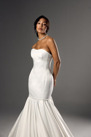 Mermaid Wedding Dress – Satin & Crystal Bridal Gown