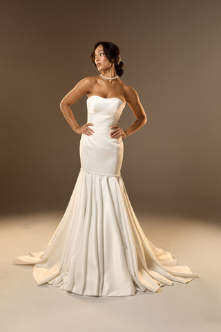 Mermaid Wedding Dress – Satin & Crystal Bridal Gown