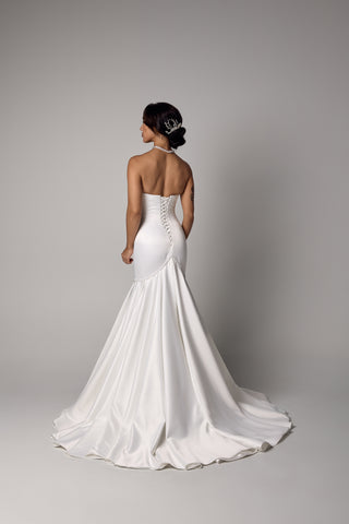 Mermaid Wedding Dress – Satin & Crystal Bridal Gown